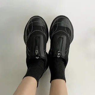 【OAO新作】スタイリッシュな待望の完全防水シューズ