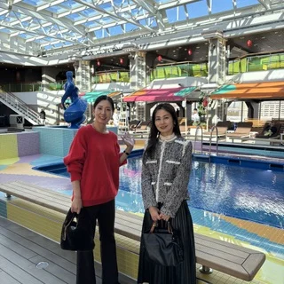 屋内プールとアメとセンさん