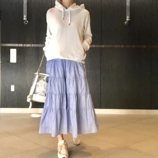 【UNIQLO】大人気メンズスウェット×きれいめスカート