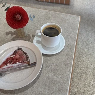 【春限定スイーツ】お気に入りのカフェに見つけたいちごスイーツ♪