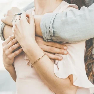 40代女性が語るリアルな男女関係から鮮やかなグリーンのスカートのコーデまで（９月１日〜 ９月14日）【Marisol人気記事ランキングトップ10】