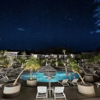   都心から70分。BOTANICAL POOL CLUBで叶える 五感が喜ぶ冬のウェルネス旅