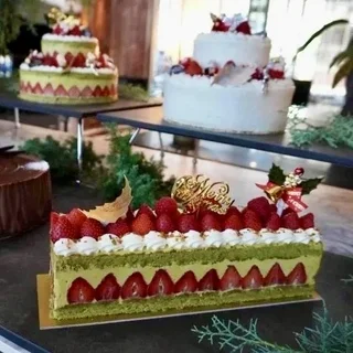 クリスマス準備で気分を高める！ 大人のホリデーセレクション2025