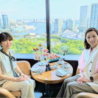 桃の潤いあふれる！【コンラッド東京】「ピーチアフタヌーンティー “フレッシュ・モーメント”」