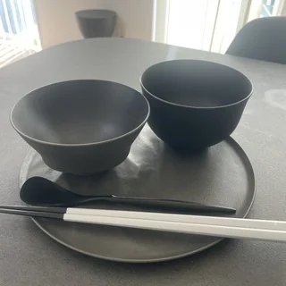 1000回落としても割れない！話題の食器ARASってどうなの？
