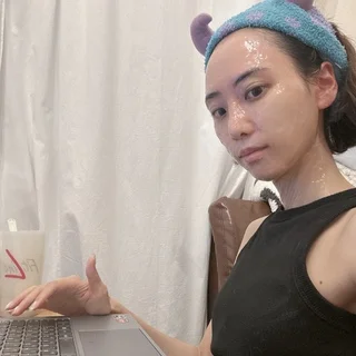 新しい私を映す、大人のプロフィール写真_1_3-2