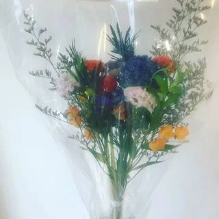 『ディリジェンスパーラー』の素敵な花束をいただきました！