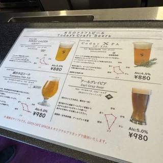 スペーシアXカフェラウンジの様子