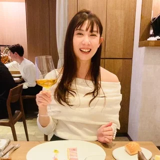 大人女子会に最適！表参道の隠れ家ミシュラン『ラチュレ』でお疲れ様会