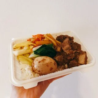 【ピポンペン】テイクアウトもおすすめ！ 奥渋谷のアジア屋台料理