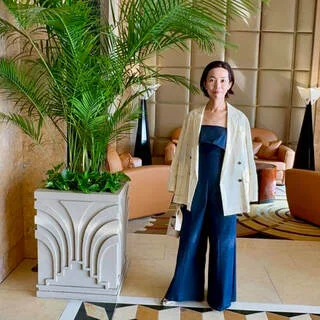 【SACRA】【LE PHIL】透け感ジャケットで「PRADA」テーブルウエアのアフタヌーンティーへ