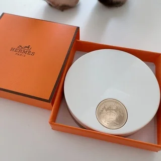 エルメスのチーク