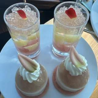 桃の潤いあふれる！【コンラッド東京】「ピーチアフタヌーンティー “フレッシュ・モーメント”」_1_3-2