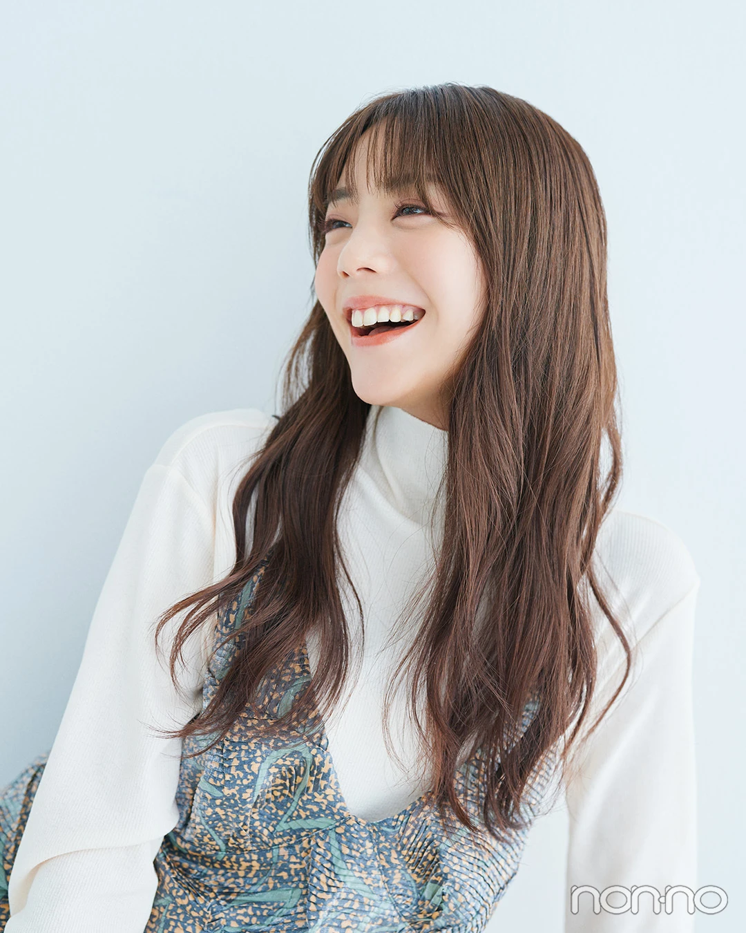 貴島明日香 グロッシーへアワックス