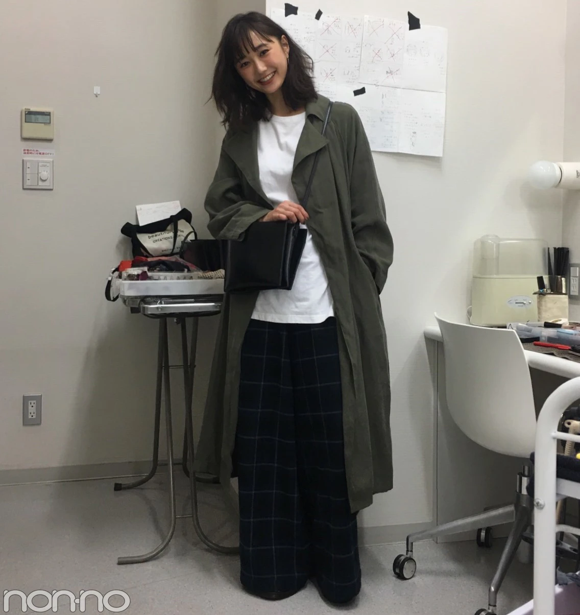 鈴木友菜はチェルシーのコートで秋色ゆるコーデ♡【モデルの私服】_1_1