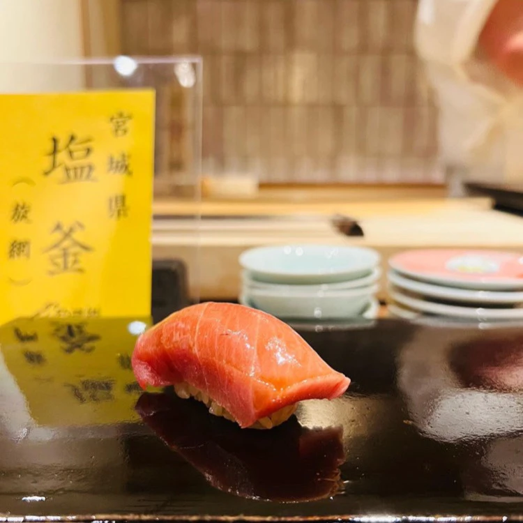 寿司　バイト　写真