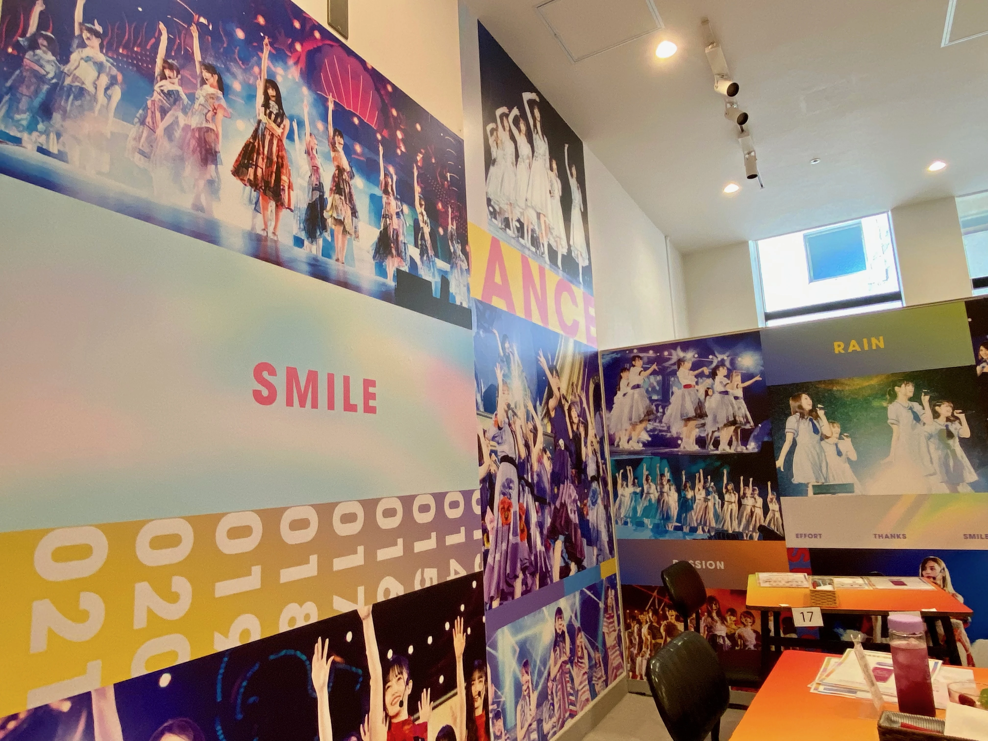 乃木坂46 真夏の全国ツアーCAFE　大阪　店内　写真