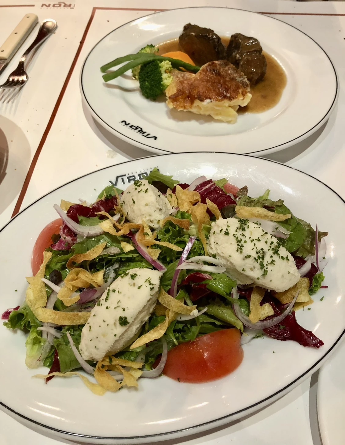ブラッスリー・ヴィロン 渋谷店　ランチメニュー　サラダ　ステーキ