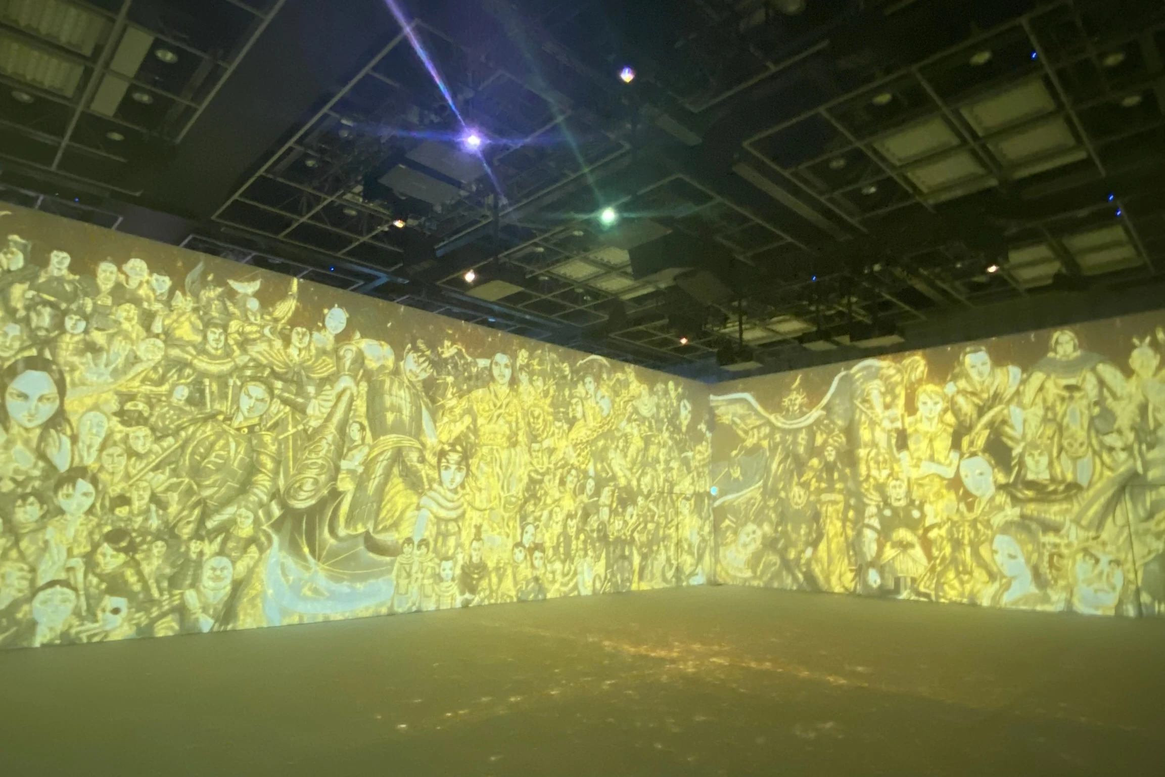 表参道ヒルズで開催中の展示会「マンガダイブ『キングダム』1億の光」の様子。 