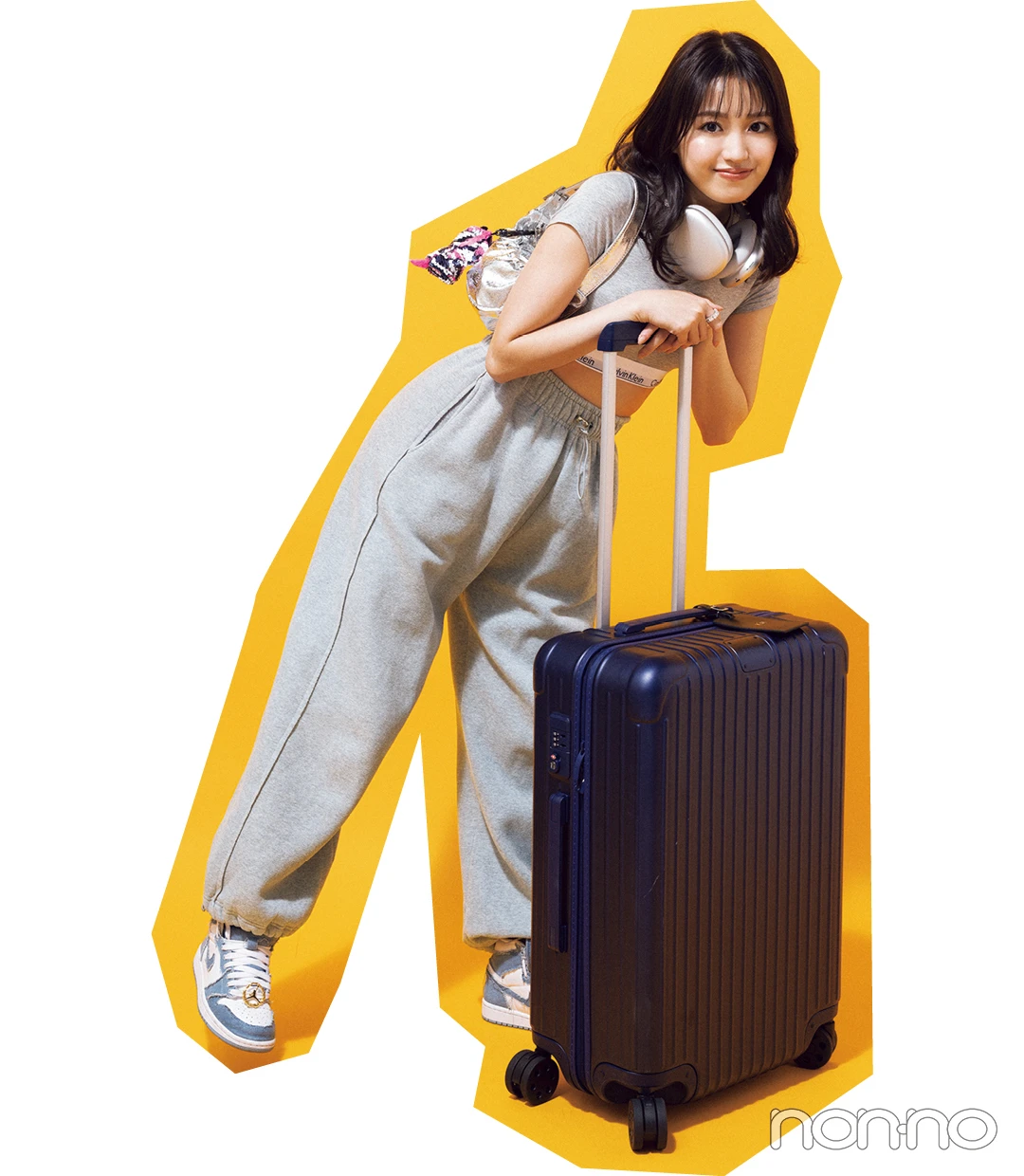 香音のスーツケースの中身モデルカット1-1