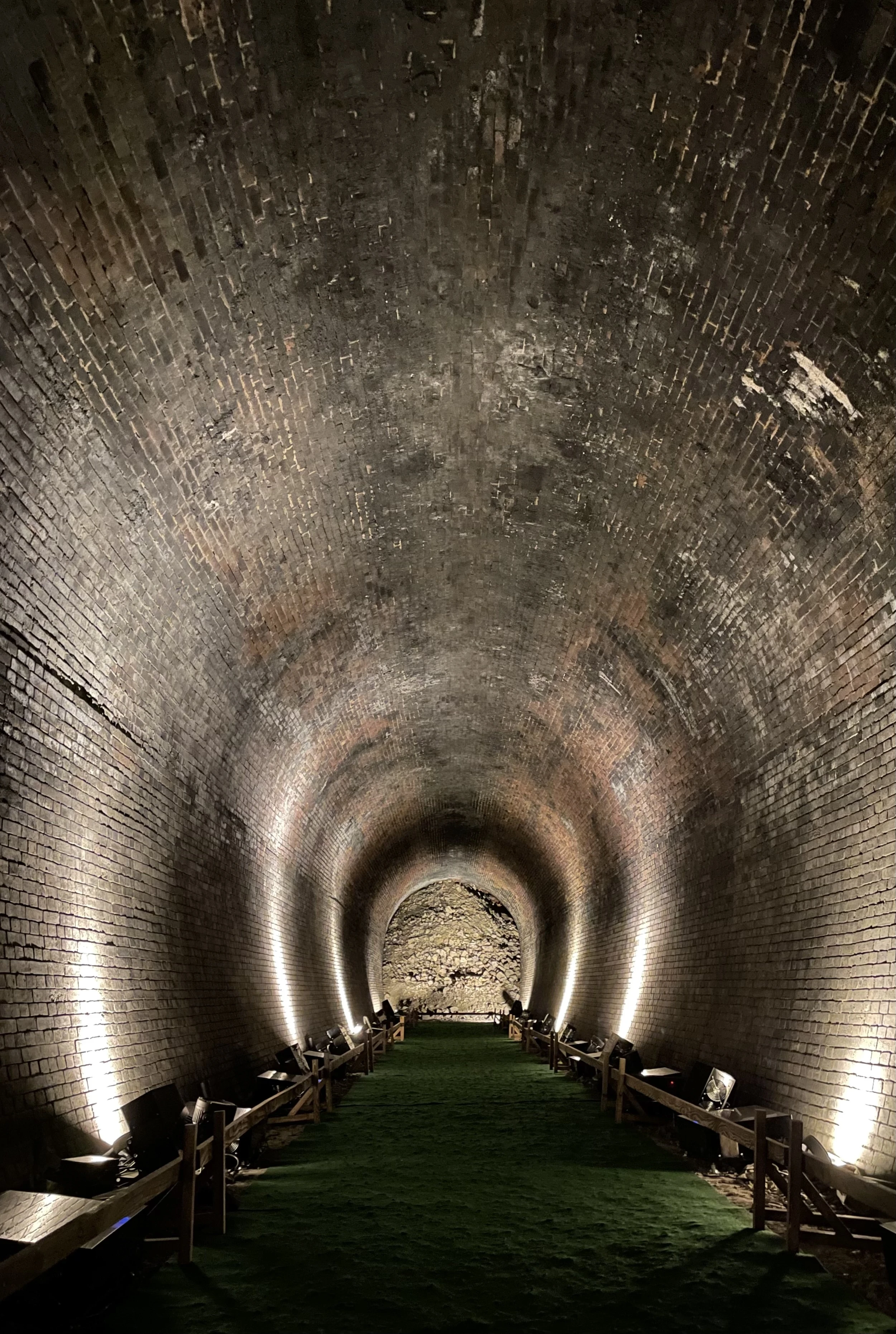 亀の瀬トンネル（亀瀬隧道） 内部