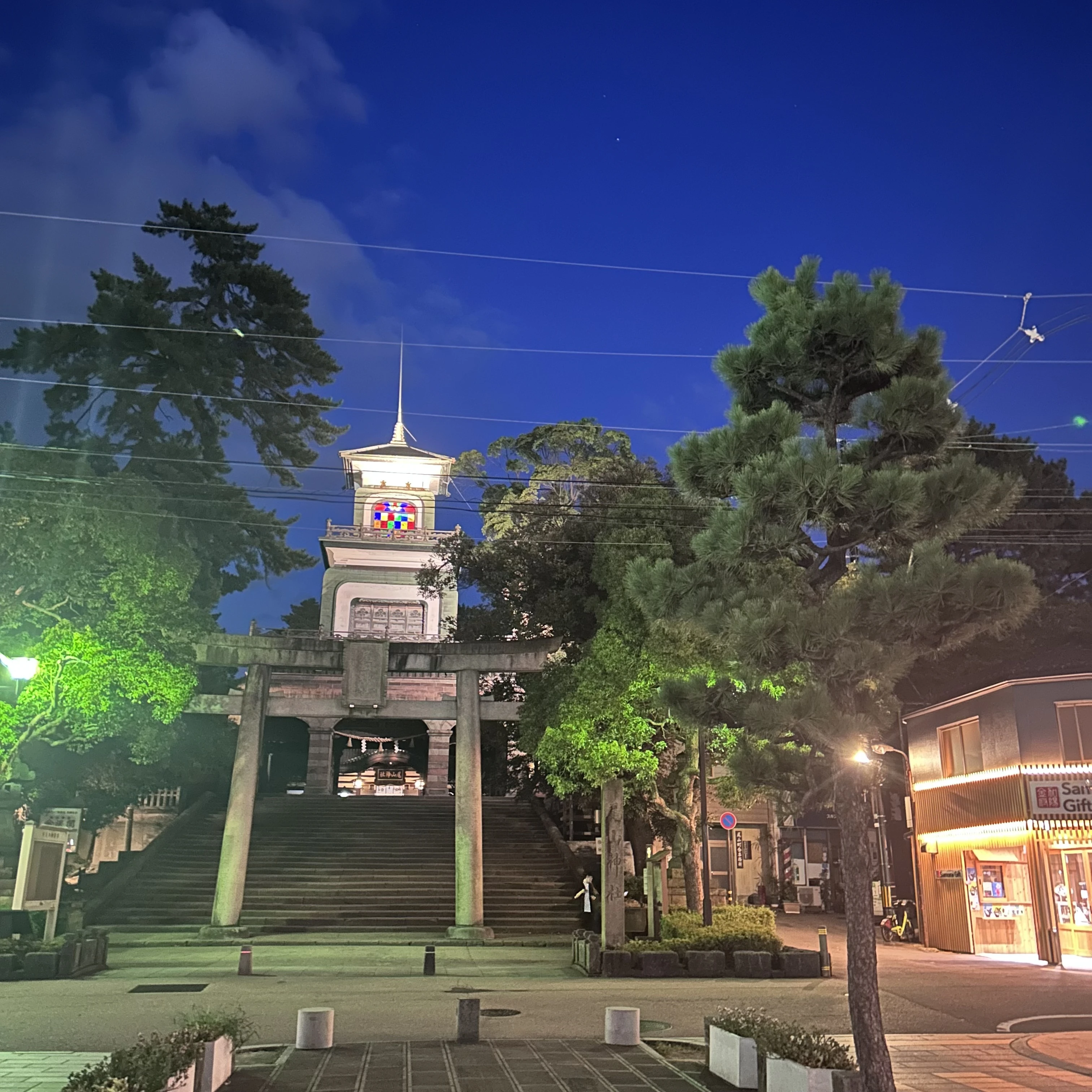 金沢観光、尾山神社、ライトアップ