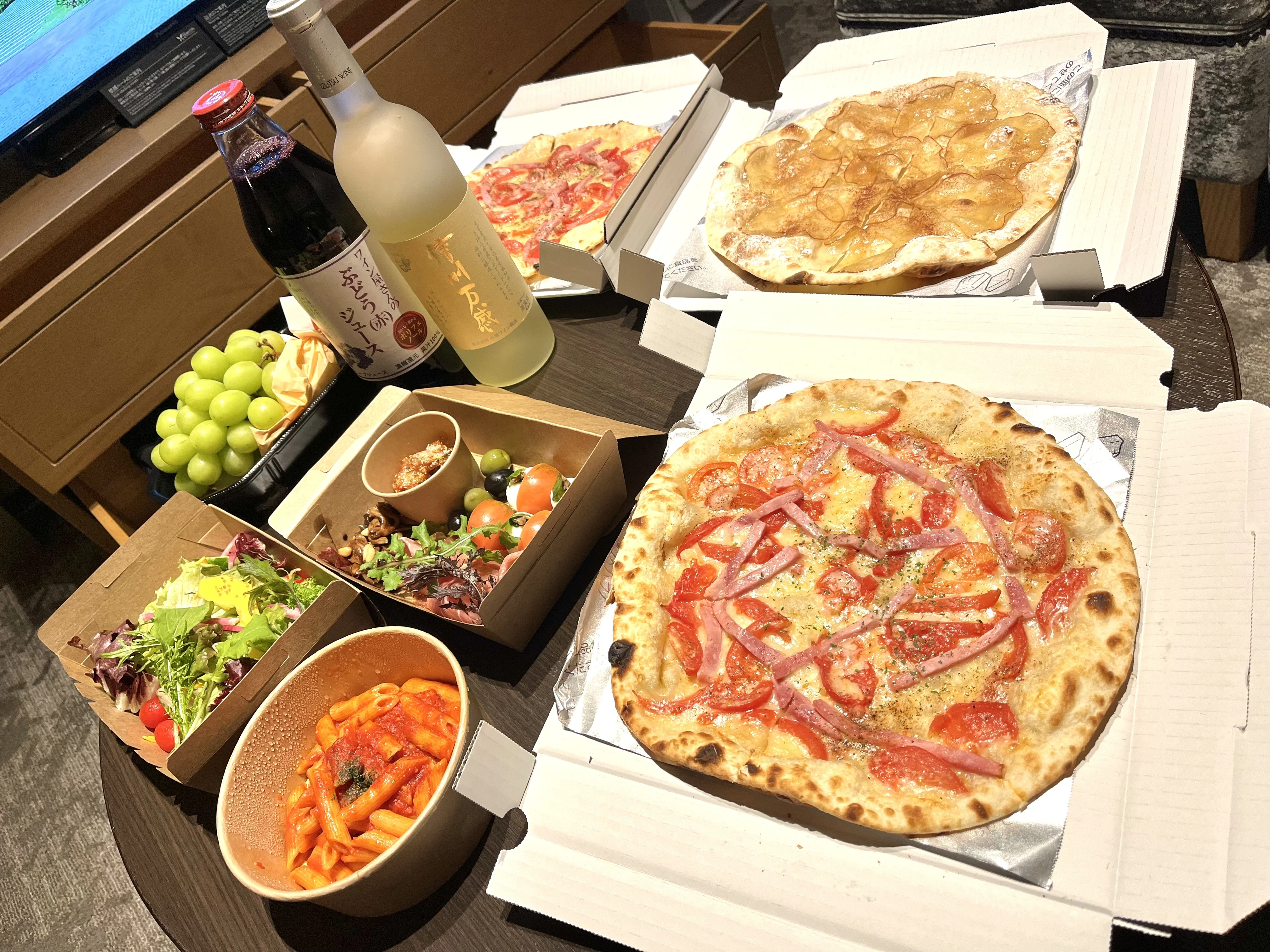 ピザ、パスタ、イタリアン