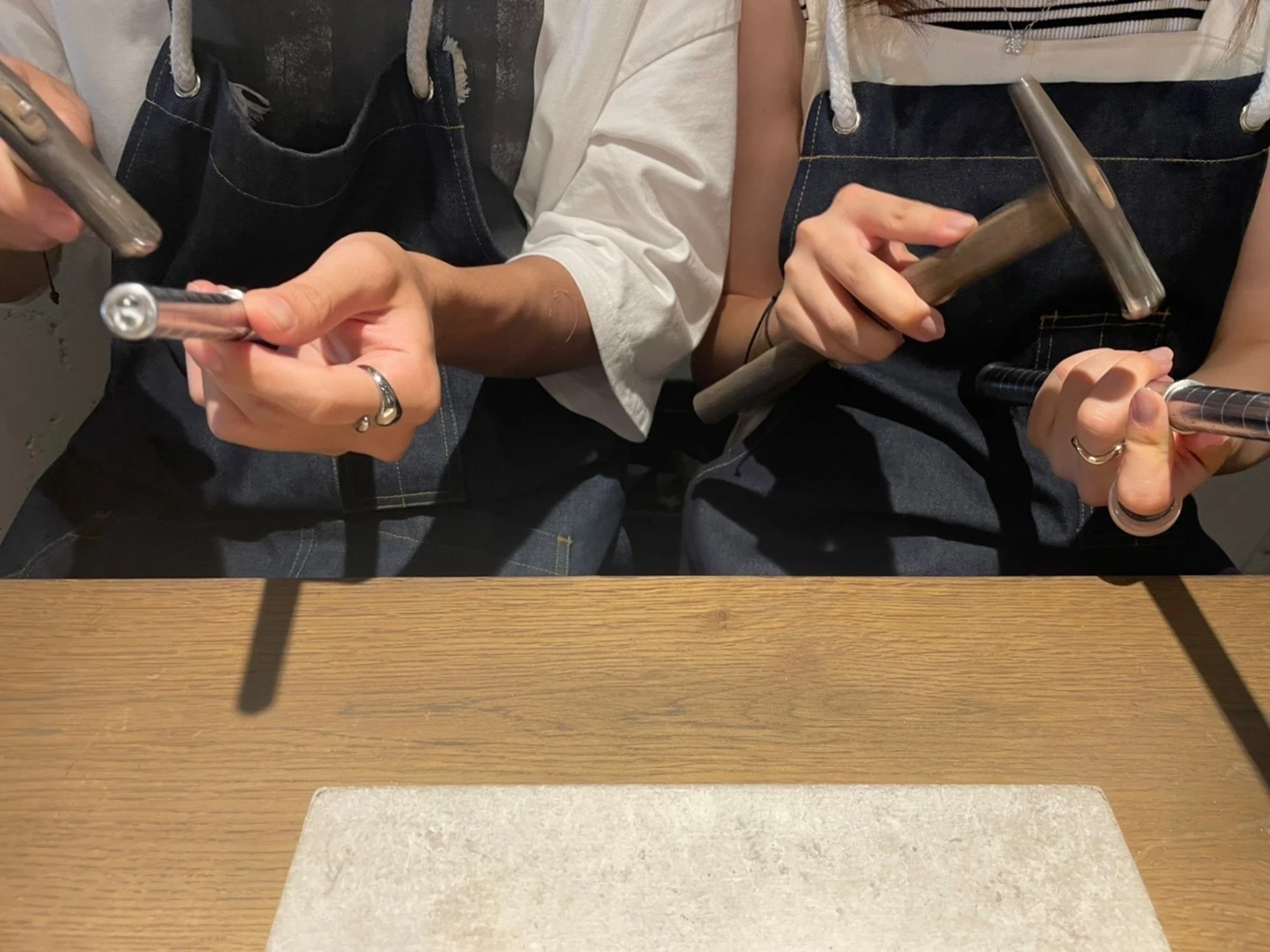 glänta（グレンタ）鎌倉店　ペアリング　リングづくり　指輪づくり　作業風景