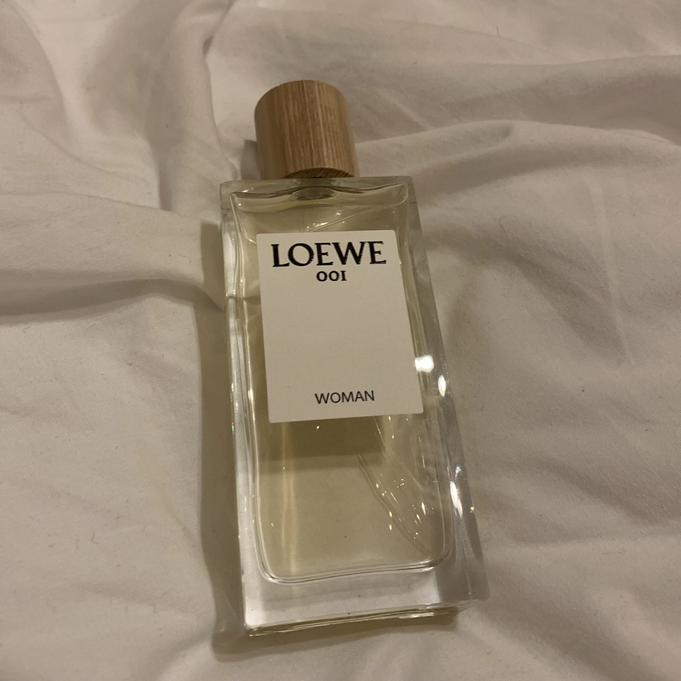 LOEWEの香りで雰囲気美人へ_1_2