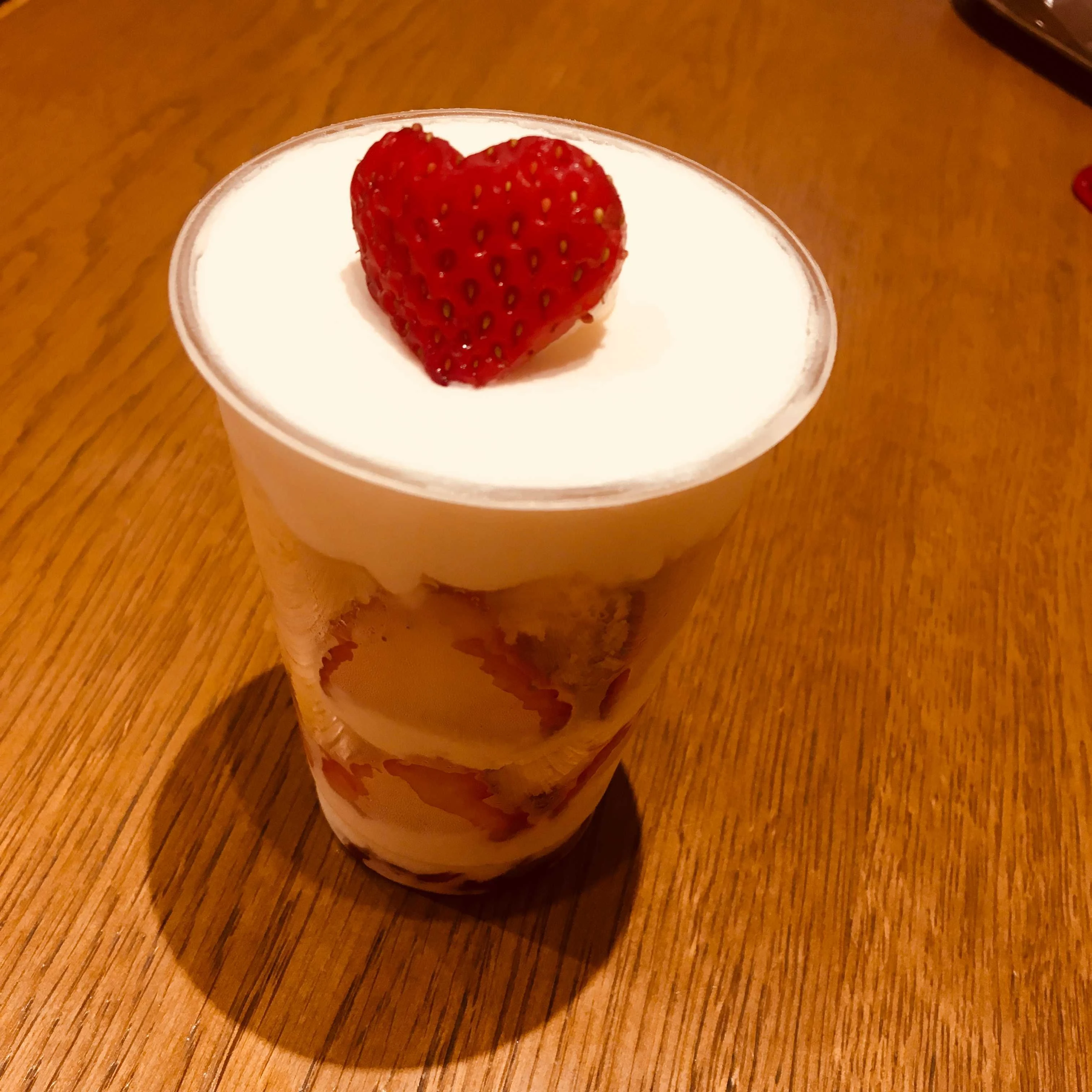 ハートのイチゴのカップショートケーキ♡恵比寿マザーリーフティースタイル_1_2-1