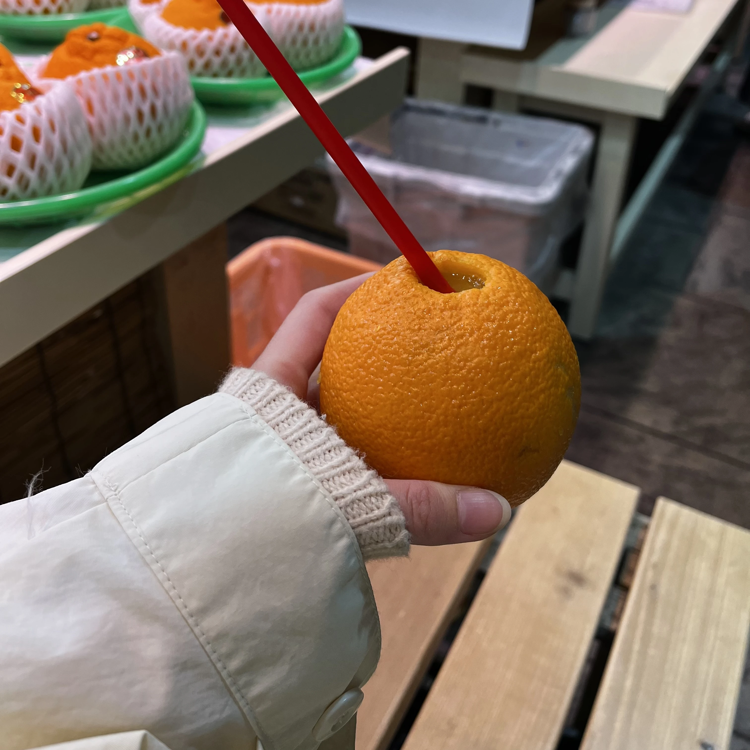 フルーツ坂野　丸ごと　オレンジジュース