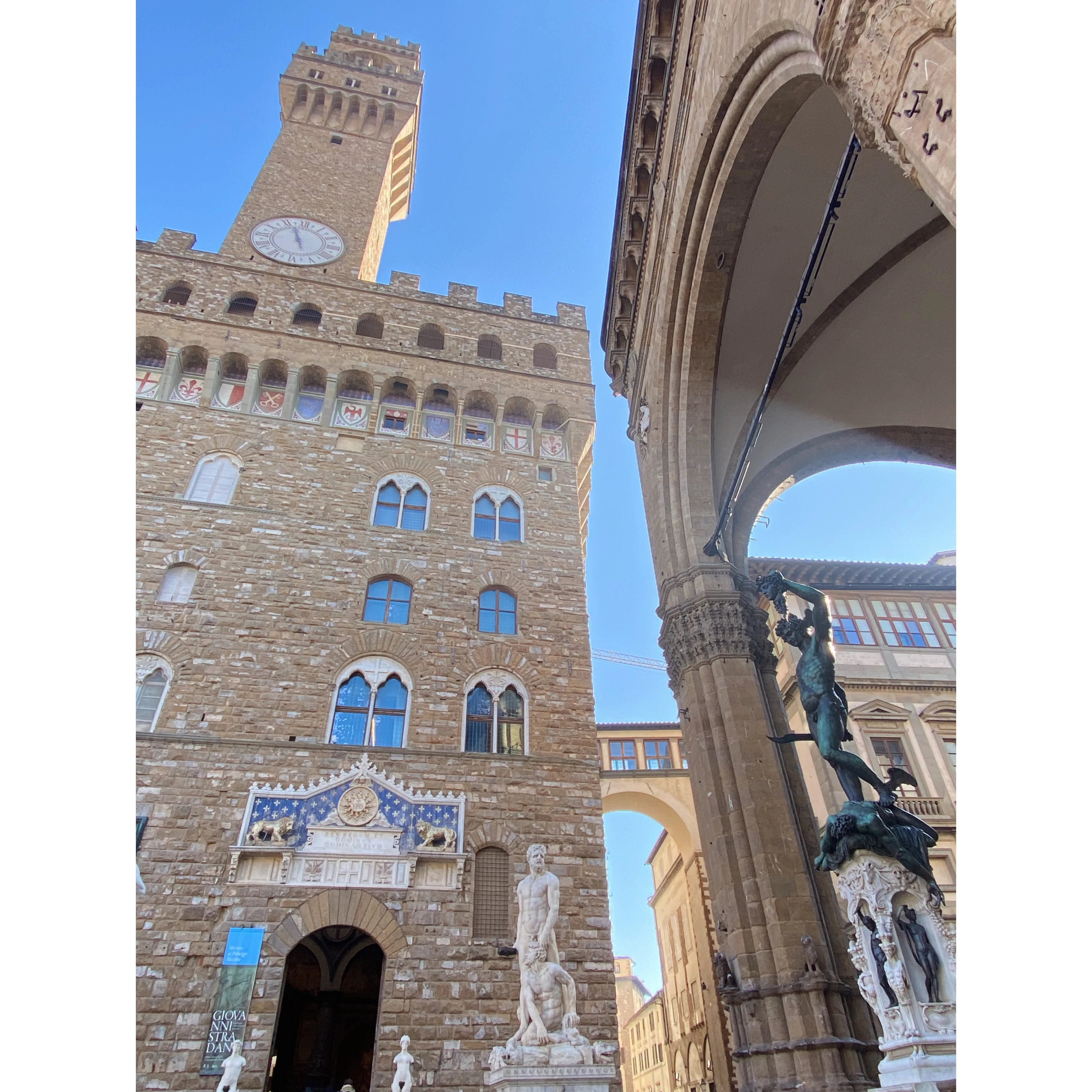 宮殿　フィレンツェ　写真