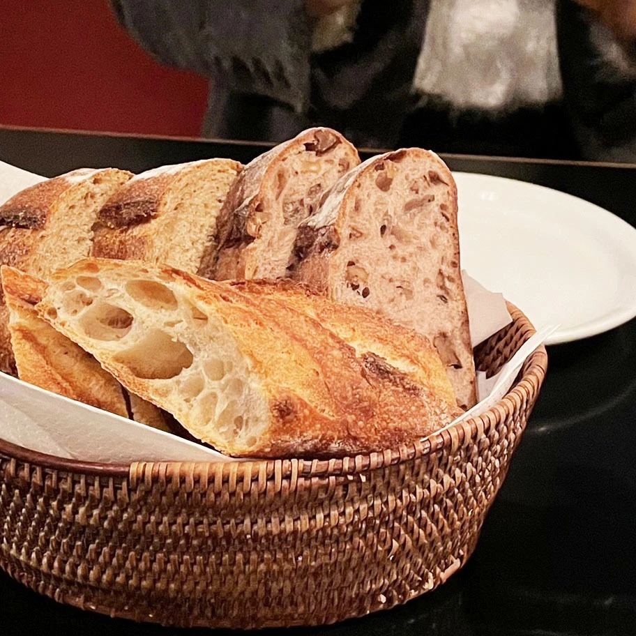 ベーカリー＆レストラン沢村　ハルニレテラス店　自家製パン