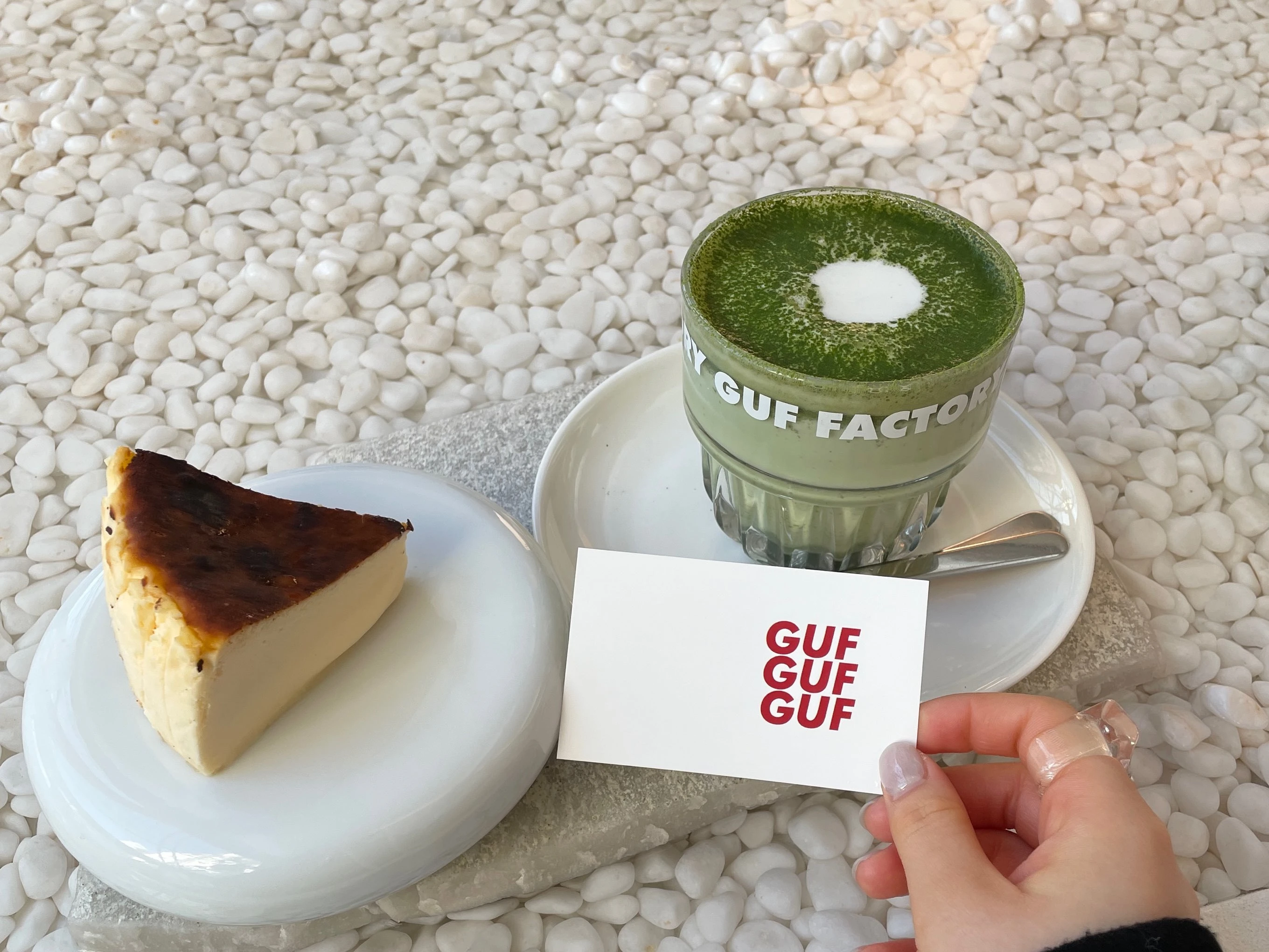【新大久保】今話題の水に浮かぶチーズケーキ『GUF』_1_4
