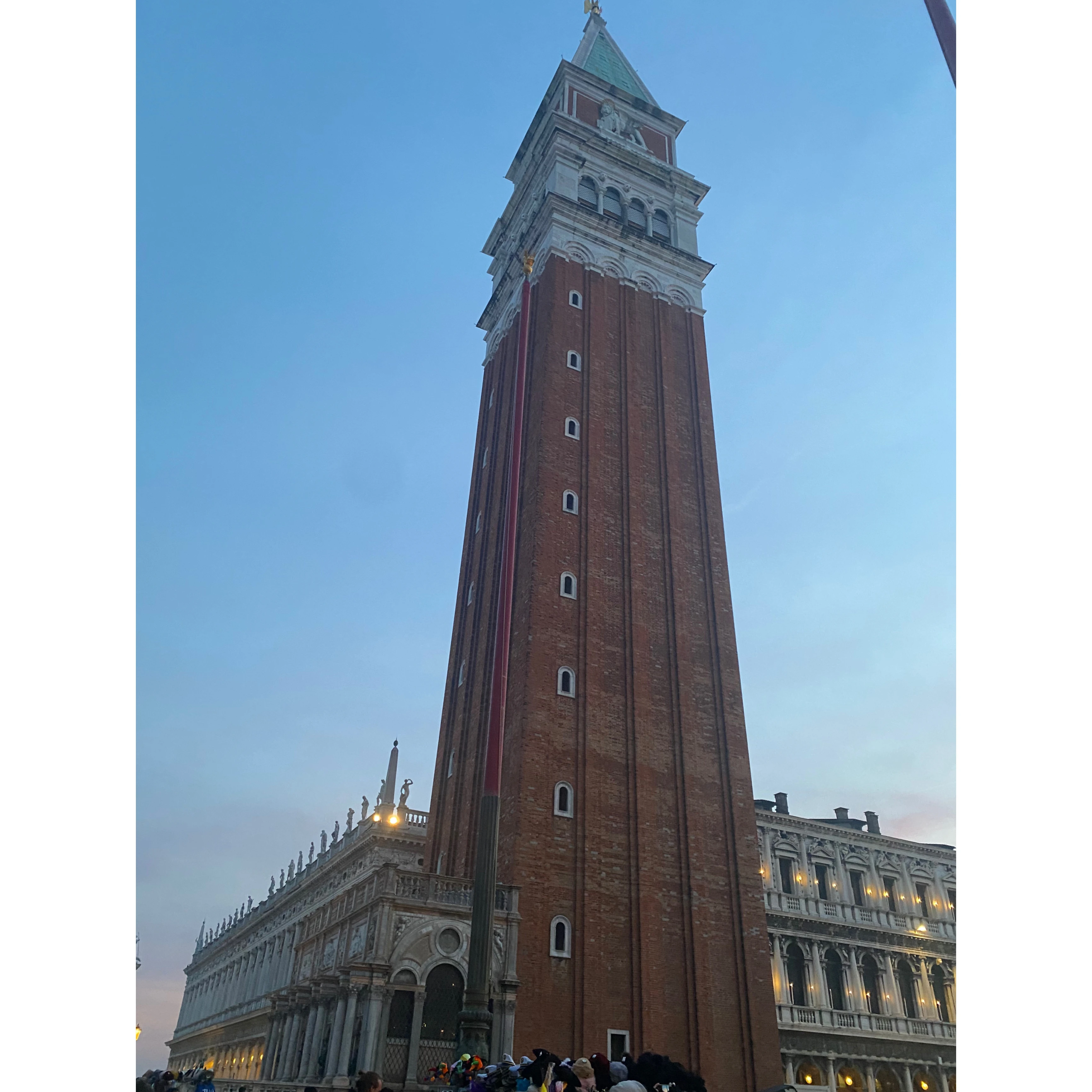 ベネチア　タワー　写真