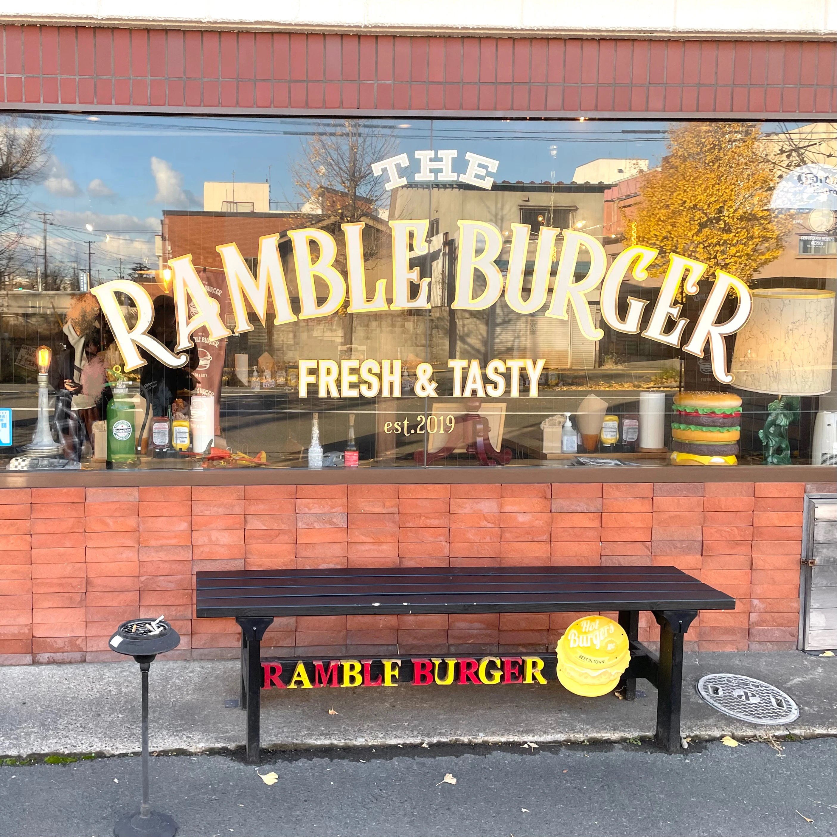 【青森カフェ】ボリューム満点の絶品ハンバーガーが楽しめる青森県青森市RAMBLE BURGER_1_1