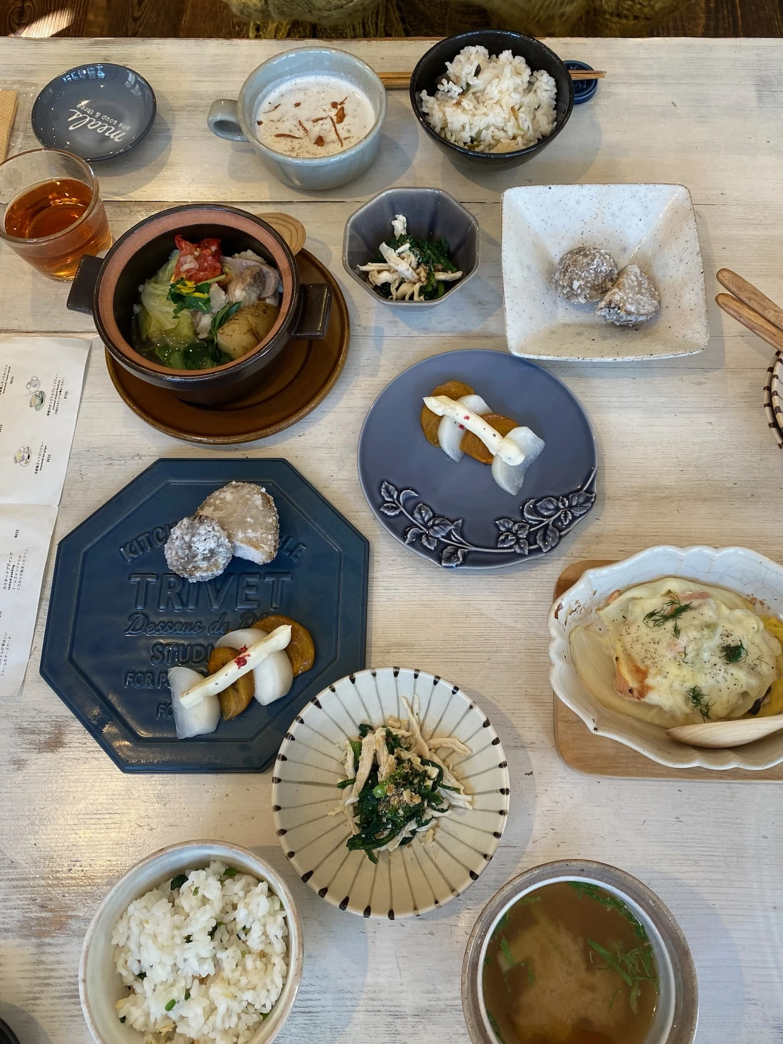 渋谷と代々木公園駅の間にあるカフェ「Meals Are Delightful」のランチ