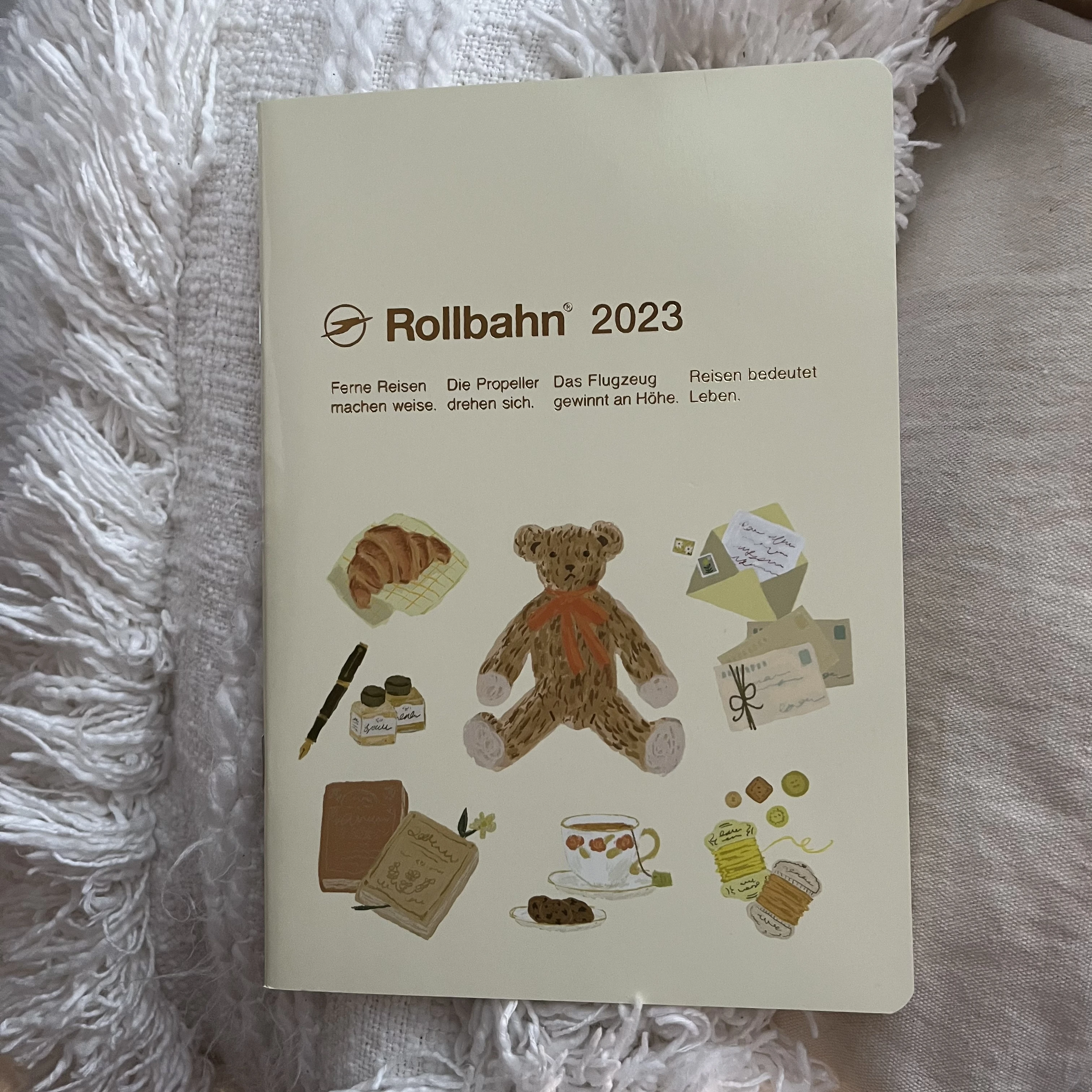 ロルバーン　手帳2023   クマ
