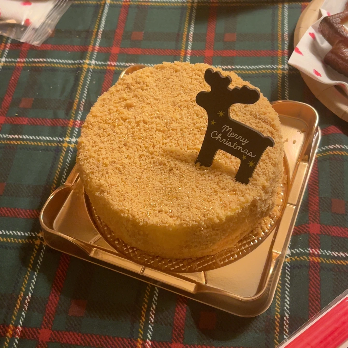 チーズケーキ　クリスマス　ホールケーキ