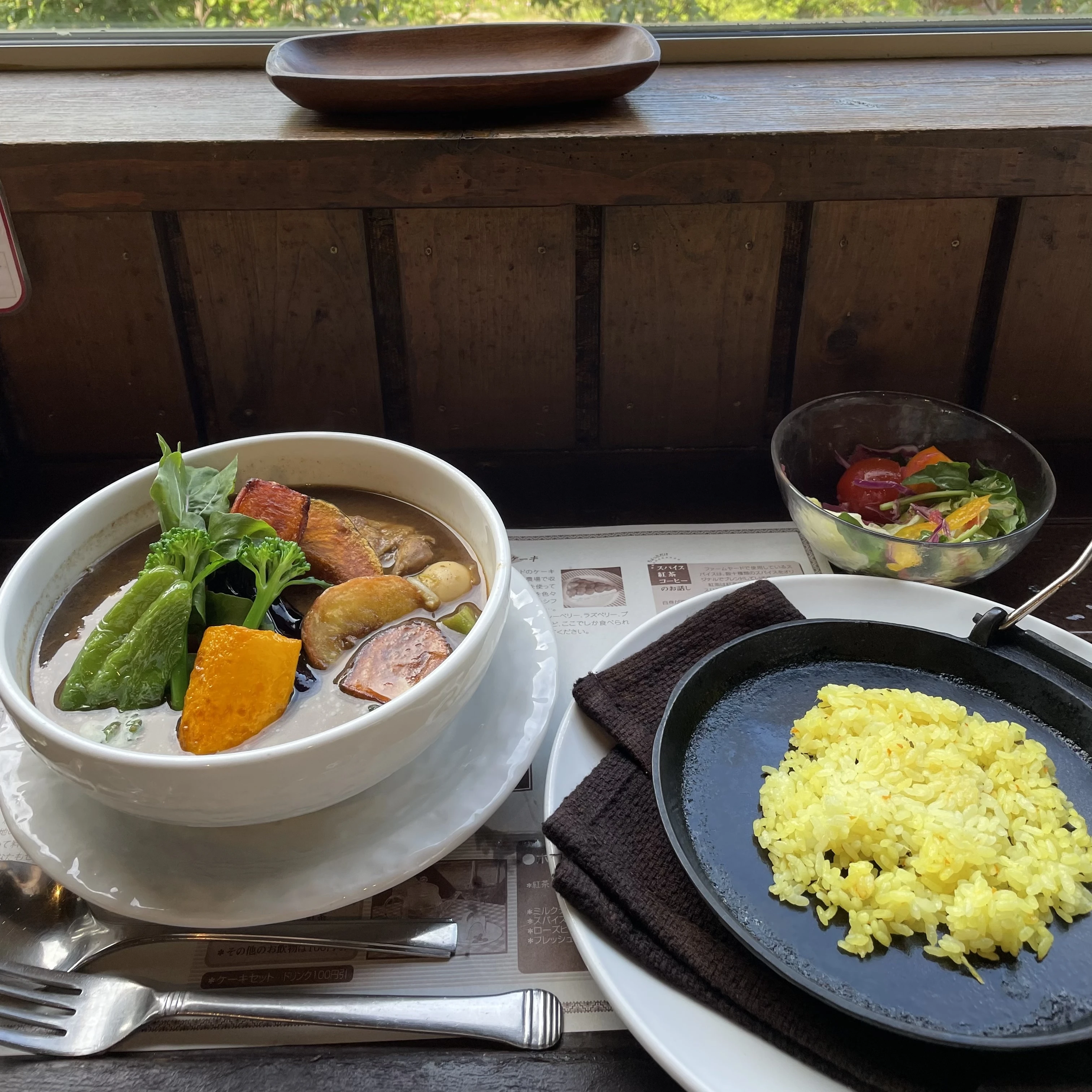 【北海道】自家製野菜がたっぷり！北海道でスープカレーを食べるならここ！_1_7