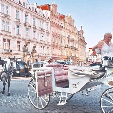 夏の旅行は「プラハ」がおススメ♡   別名は《魔法の都市》？