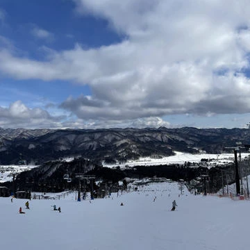 【年末年始】毎年恒例のスキー旅行へ行ってきました！！