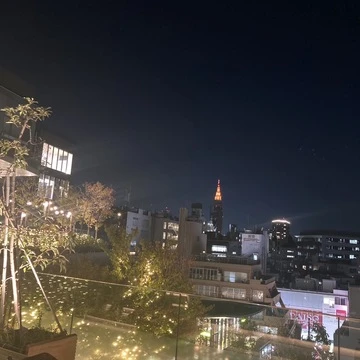屋上から見える夜の景色。