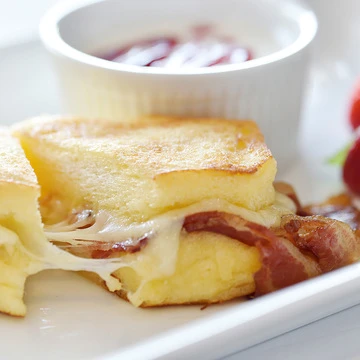 超絶＃BAEる「モンテクレスト サンド」♡ホテルニューグランドの優雅な朝食タイムをプレゼント！