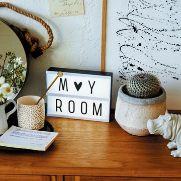 一人暮らし部屋をおしゃれに盛る４つのルール