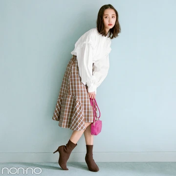 今ドキ韓国ファッション、色っぽ揺れ感のマーメイドスカートがブーム！
