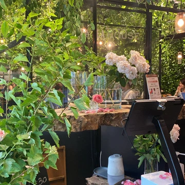 《東京カフェ》お花屋さんが運営する癒し空間カフェ_1_1-2