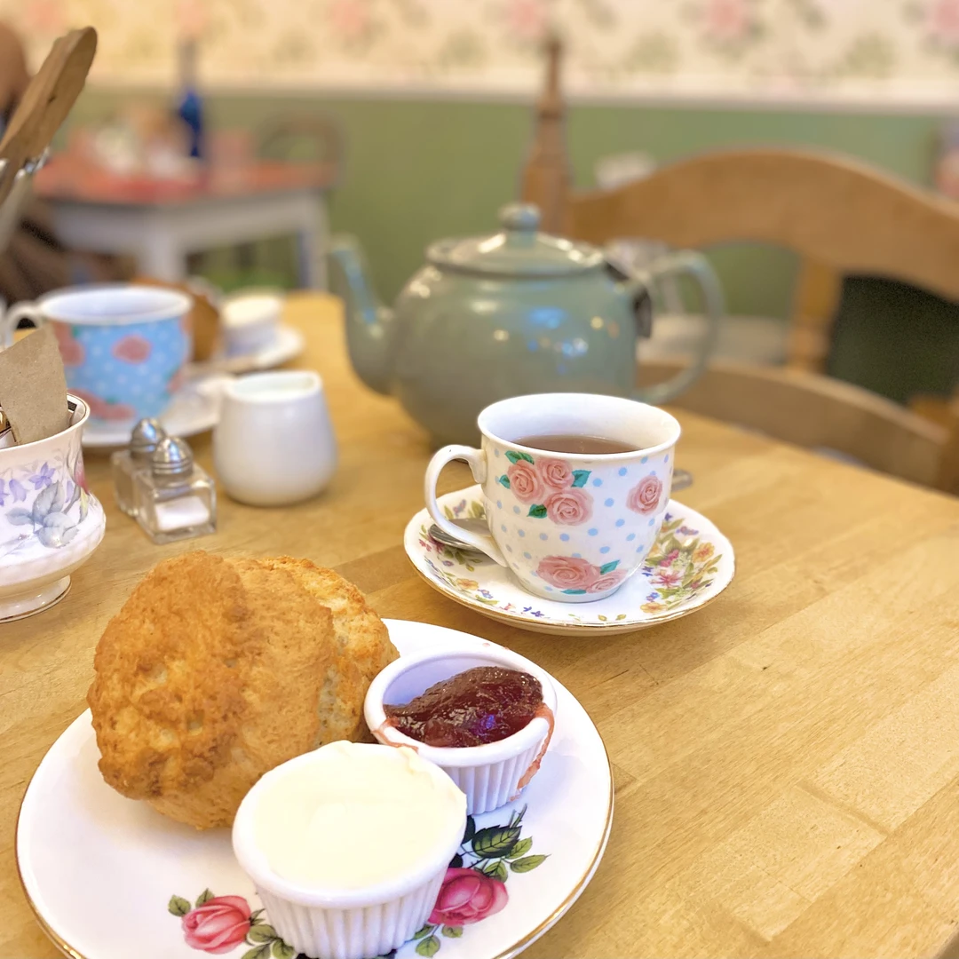 【 】イギリスの美味しいアフタヌーンティー♡「The ENGLISH ROSE CAFE &TEA SHOP」