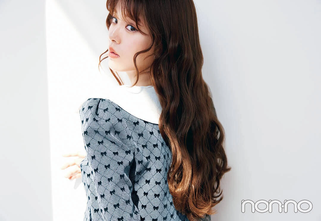 ストレートアイロン1本でできる韓国っぽヘアの巻き方